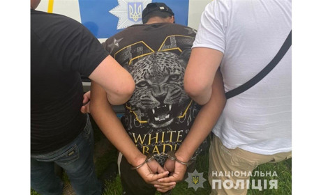 Шукали живим, знайшли вбитим. У Білопіллі поліція затримала підозрюваного