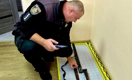 Декларування зброї у Звягелі 2025: понад 50 громадян здали 42 одиниці зброї та 2000 набоїв