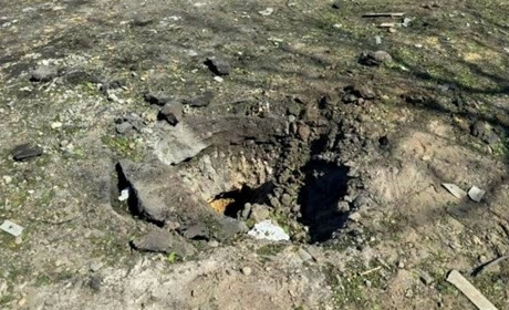 На Херсонщині російські терористи поцілили у житлові будинки та критичну інфраструктуру