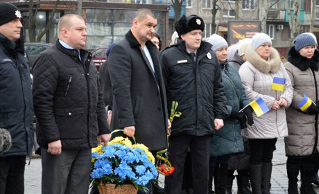 В Добропіллі відсвяткували День Соборності України