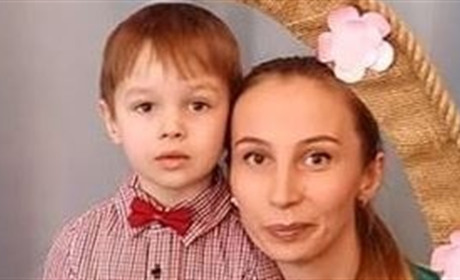 Як Наталя Томурко зв’язала колекцію лялькового театру на пальчиках