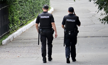 В кафе в Одесі затримали жінку, яка вихваляла путіна та висловлювалася за "звільнення України"