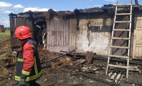 Пожежа в Малому Жолудську – в господарстві збитки