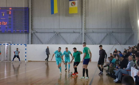 Відкритий чемпіонат Ізмаїла з футзалу на підтримку ЗСУ стартував у Палаці спорту