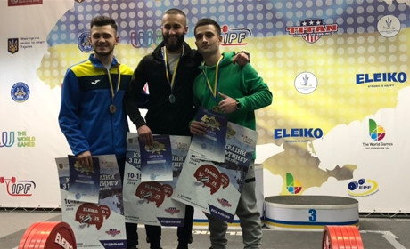 Троє Барських спортсменів привезли нагороди зі змагань Кубок України з пауверліфтингу 