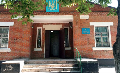 Ціну завищував, роботу не виконував: в Зачепилівці підрядник привласнив майже мільйон гривень