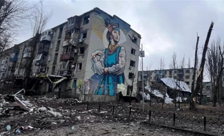 На Донеччині росіяни вбили людину, трьох поранили. Торецька громада зазнала руйнувань