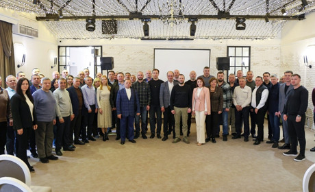 Громади Хмельниччини обговорили розвиток регіону на зустрічі у Шепетівці