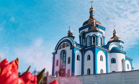 У Нетішині собору «Неопалима Купина» повернули право на землю