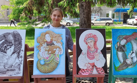 Первомайчанка Софія із «Банди художників»: «Я завжди любила малювати»