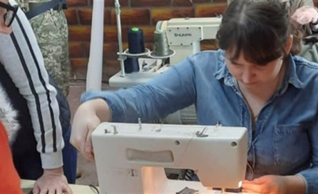У Біляївській громаді розпочав роботу міні-цех з пошиву плитоносок: потрібна допомога мешканців