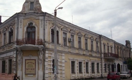 Працівники культури можуть отримати стипендію 500 євро для підтримки у час війни