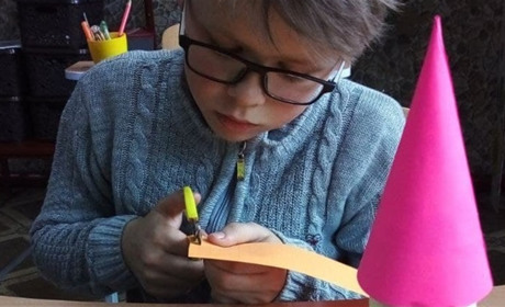 Ліцеїсти зробили макет сонячної системи та ракету