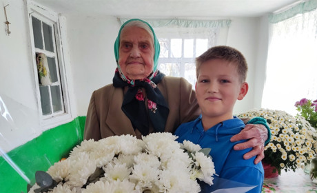 Ганна Дорофеєва з Дмитрівки відзначила свій 100-річний ювілей: в чому секрет її довголіття