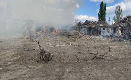Окупанти атакували керованими авіабомбами громаду на Херсонщині: є загиблий та поранені