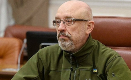 "Захисники Маріуполя свій наказ виконали, вони всі – герої" - міністр оборони Олексій Резніков