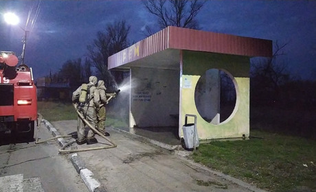 У Кагарлику рятувальники провели дезінфекцію зупинок транспорту