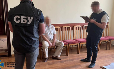 Директора одного з червоноградських фахових коледжів затримали на хабарі в розмірі 75 тисяч гривень