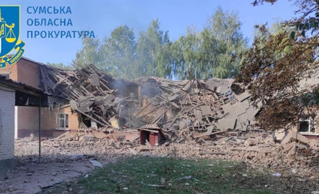 ДСНС України опублікувало відео розбору завалів школи у Ромнах після ворожого удару