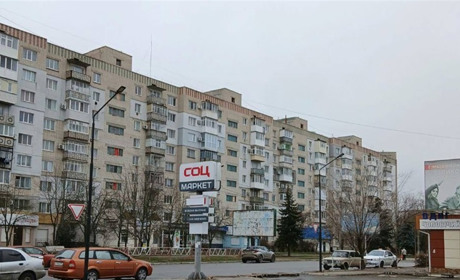 Над Новою Каховкою зранку активна ворожа авіація