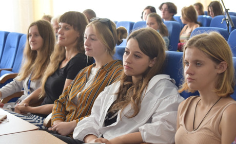 Зламати "типове" рішення проблем: у Новограді проходить Хакатон