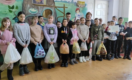 У Переяславі діти збирають кошти та продукти для українських захисників