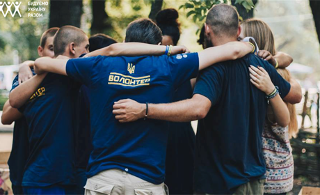 Волонтерська організація «Будуємо Україну Разом» шукає координаторів: що потрібно знати сватівчанам