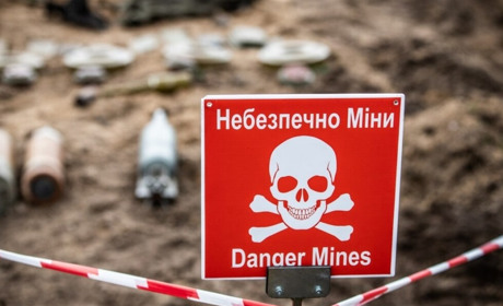 Як російські окупанти мінують територію України та скільки часу треба на розмінування