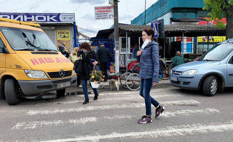 Про наболіле: як "працює" міський ринок у Сарнах