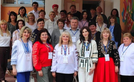 На Старокостянтинівщині освітяни семи громад обговорили сучасні підходи до розвитку педагогів