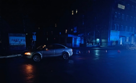 Травмований пішохід у Шостці: 24-річний водій Volkswagen збив людину посеред дороги