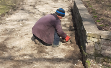 Зачем же плитку разбивать?