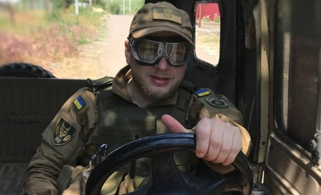 "Псих": "Вивезли сім'ю і одразу пішли з батьком у військкомат"