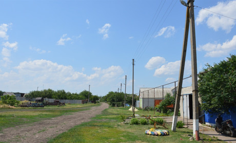 Як у Коржовому, що на Сватівщині, люди вирішують проблему освітлення вулиць і чому їм це вдається
