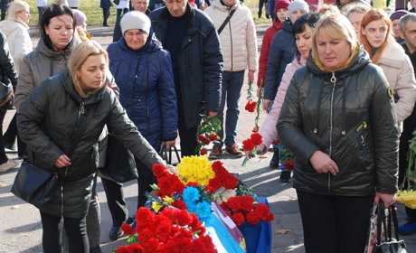 Шосткинщина провела в останню путь свого земляка, захисника Юрія Соломка