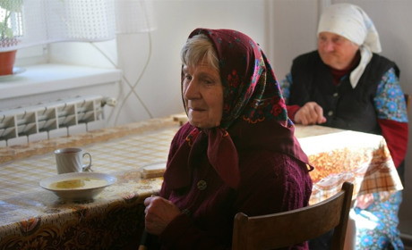 Соцзахист: хто допомагає стареньким, немічним, якщо в них немає рідних або якщо діти дуже далеко