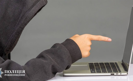 «Допомога» від шахраїв: жительку Сарненського району ошукали на 35 тисяч гривень