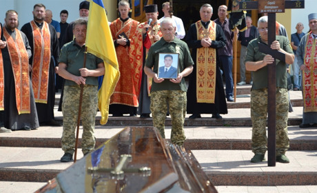 Той, хто віддавав останню честь Героям, сам повернувся «на щиті» – підполковник Ємельянов Сергій