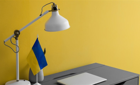 Як українцям за кордоном отримати правничу допомогу з питань українського законодавства