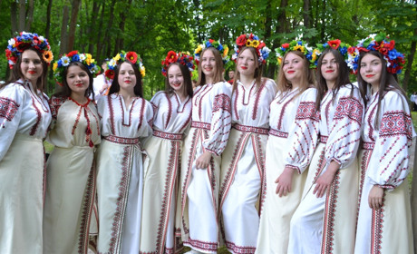 У Чорткові гаївки водили