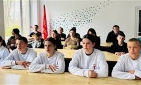 Окупанти залучають школярів Каховського району до пропагандистських заходів