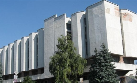 Художник-графік з Заводського зробив дарунок Тернопільському музею