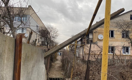 Окупанти обстрілюють Херсонщину: гатять по житловим будинкам з РСЗВ, артилерії та мінометів