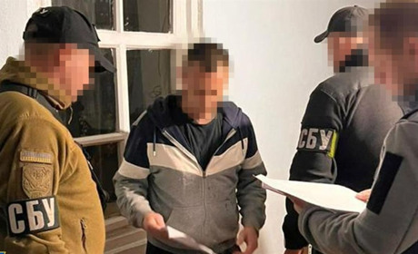 Зрадника з Херсонщини затримали на Вінниччині. Під час окупації Херсона він охороняв в'язницю росіян