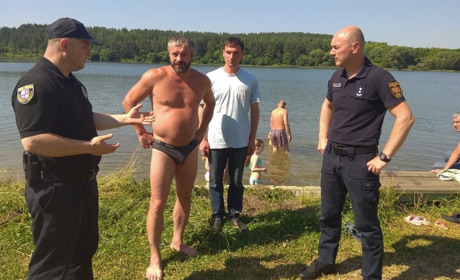 Рятувальники і правоохоронці Жмеринки проводять бесіди з населенням