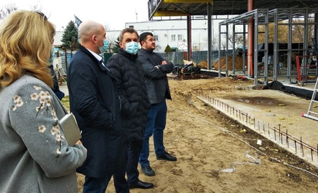 ЦНАП обіцяють відкрити у грудні