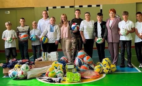 Благодійний фонд Миколи Філонова забезпечив Сальницький ліцей новим спортивним інвентарем