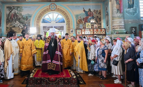 Митрополит Епіфаній звершив Божественну літургію у Смілі