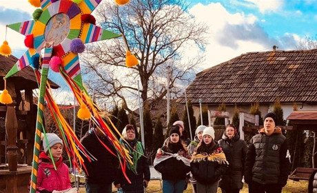 Понад 75 тисяч гривень назбирали колядники з Великояромирського ліцею для захисників-односельців