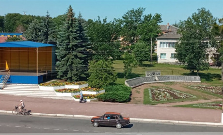 У Славуті вирішили реконструювати центральну площу. Але як саме, ще не знають